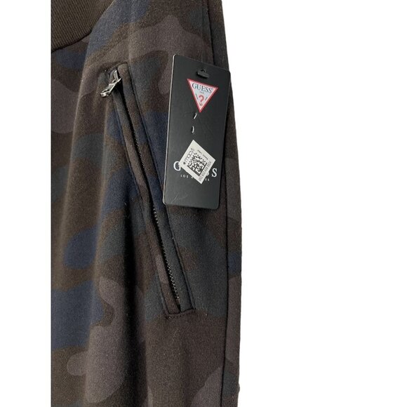 NWT Guess Camo Large Joggers - Picture 2 of 4